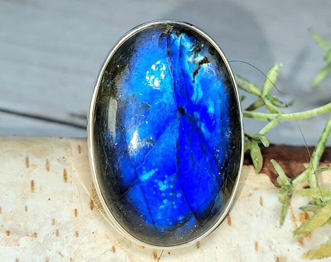 Labradorite Ring. Blue Labradorite Sterling Silver Ring Size 6 Handmade Ring, Statement Ring, Gift for Her GR