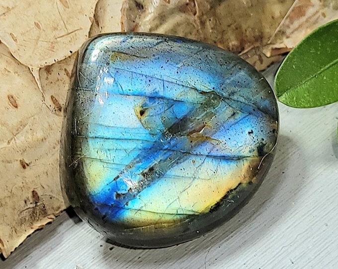 Natural Flashy Multi-Color Labradorite Pear Cabochon 25ct 5 Grams 22mm x 23mm Wire Wrapping, Weaving or Pendant, Ring or Collector AJ33