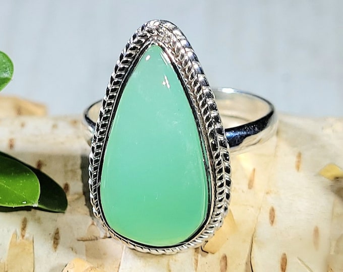 Natural Best Grade Green Chrysoprase Pear .925 Sterling Silver Ring Size 6.5 5 Grams 7/8" x 9/16" AB07
