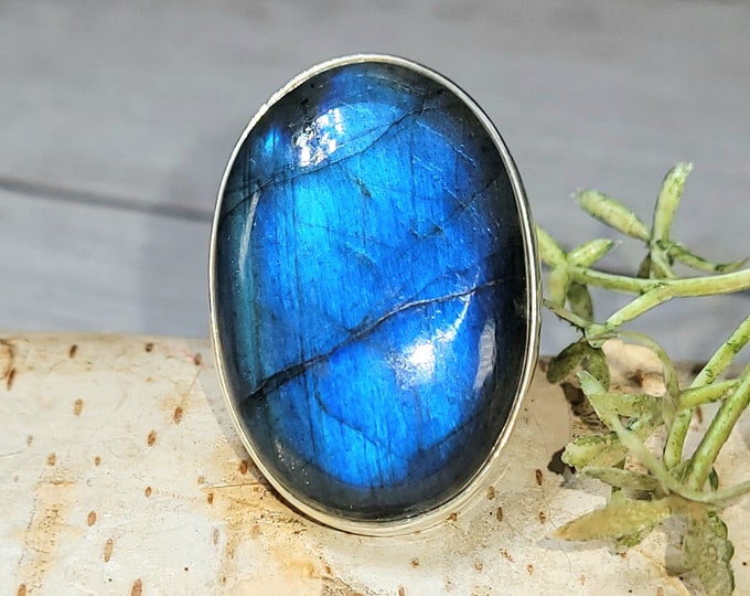 Blue Flash Labradorite Sterling Silver Ring - Handmade Size 7