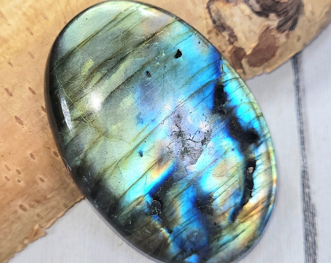 Natural Premium Grade Multi Flash Labradorite Oval Cabochons 141.50 carat 1 Stone Wire Wrapping, Weaving, Pendant or Ring FT40