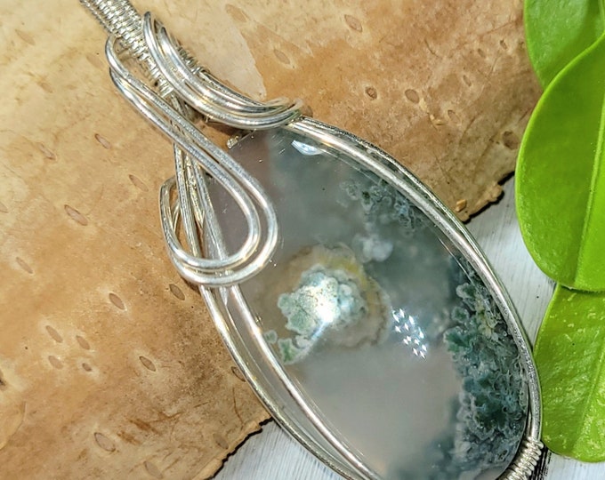 Moss Agate Pendant, Wire Wrapped Moss Agate Sterling Silver Pendant, Solid Sterling Wire wrapped, Gift for Her, Statement Pendant, FE20