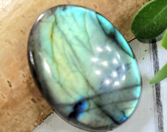 Natural Premium Grade Multi Flash Labradorite Oval Cabochons 13.8 grams 1 Stone Wire Wrapping, Weaving, Pendant or Ring FX05