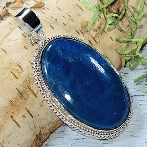 Blue Apatite Pendant, .925 Sterling Silver Apatite Pendant, Silver Apatite Pendant, Gift for her, Statement pendant HW03