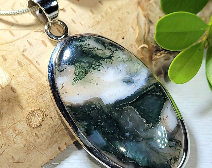 Natural Choice Grade Green Moss Agate Oval Handmade .925 Sterling Silver Pendant 2 1/8" x 1" 13 Grams AQ37