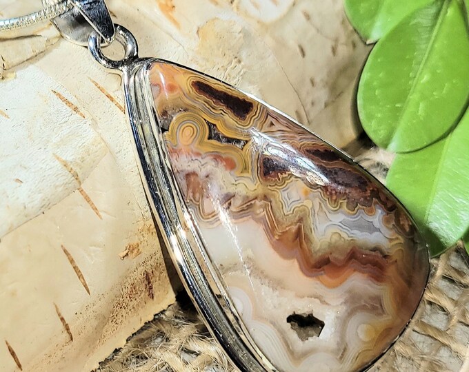 Natural Top Grade Crazy Lace Agate with Pocket Druzy .925 Sterling Silver Pendant 11 Grams 1 7/8" x 1" EU30