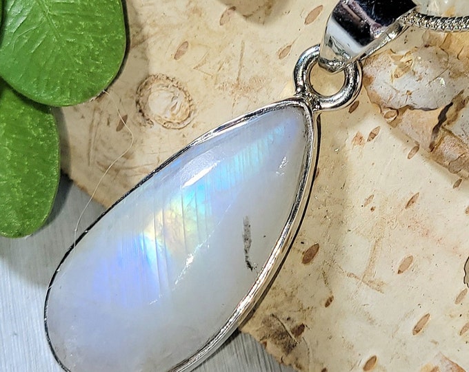 Natural High Grade Full Flash Rainbow Moonstone .925 Sterling Silver Pendant 1 1/2" x 1/2" 4 Grams EX17