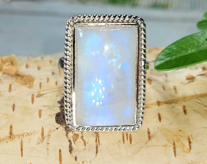 Rainbow Moonstone Ring, Moonstone Ring, Sterling Silver Moonstone Ring, Moonstone Ring Size 6.75, Statement Ring, Boho Ring, DN