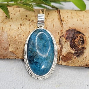 Blue Apatite Pendant, .925 Sterling Silver Apatite Pendant, Large Apatite Pendant, Gift for her, Statement pendant DD01