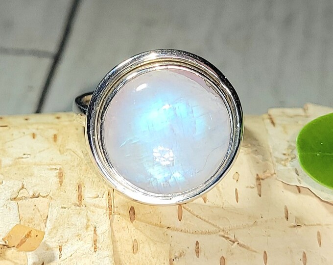 Natural Blue Flash Round Moonstone .925 Sterling Silver Ring Size 7.25 6 Grams 3/4" Round AQ14