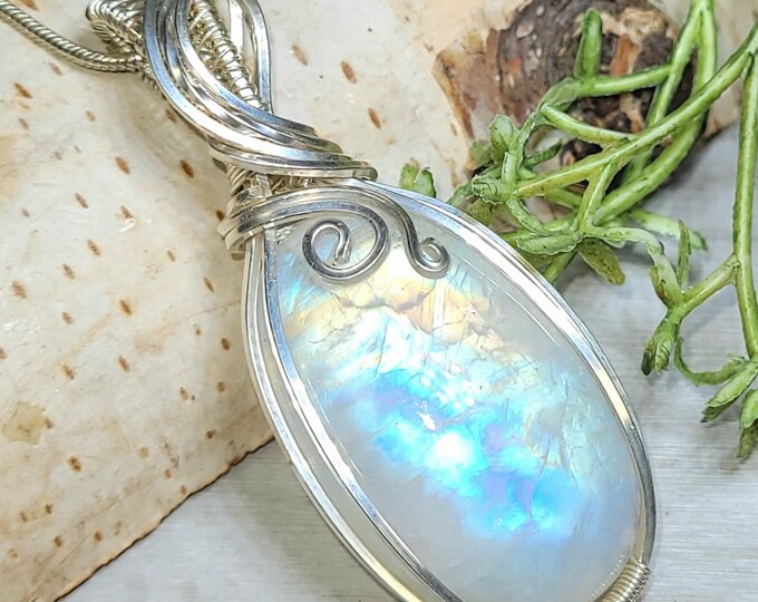 Moonstone Pendant, Hand Wire Wrapped Sterling Silver Moonstone Pendant,  Handmade Moonstone Sterling Silver Pendant, Gift for Her GJ31
