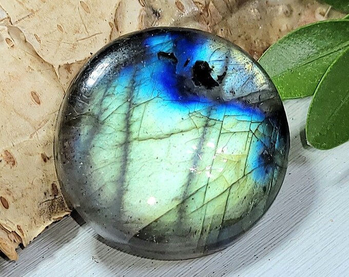 Natural Flashy Multi-Color Labradorite Round Cabochon 35ct 7 Grams 24mm Wire Wrapping, Weaving or Pendant, Ring or Collector AJ37