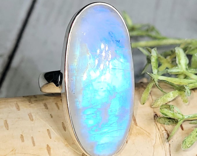 Rainbow Moonstone Ring, Moonstone Ring, Sterling Silver Moonstone Ring, Moonstone Ring Size 7.5, Statement Ring, Boho Ring, HR