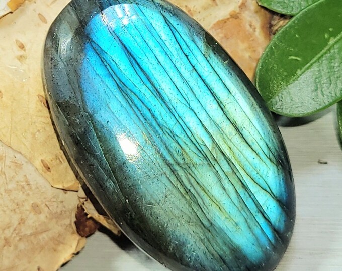 Natural High Grade Blue Labradorite Oval Cabochon 25ct 5 Grams 29mm x 16mm Wire Wrapping, Weaving or Pendant, Collector AF05