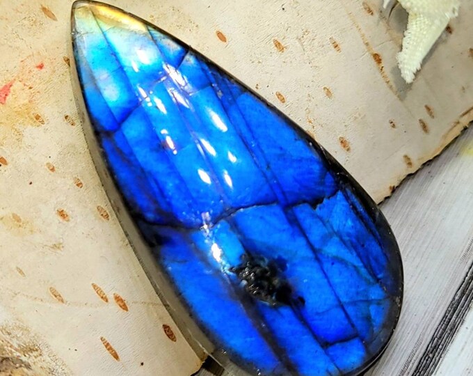 Natural Premium Grade Blue Flash Labradorite Pear Cabochon 35ct 34mm x 19mm Wire Wrapping, Weaving, or Pendant DA23