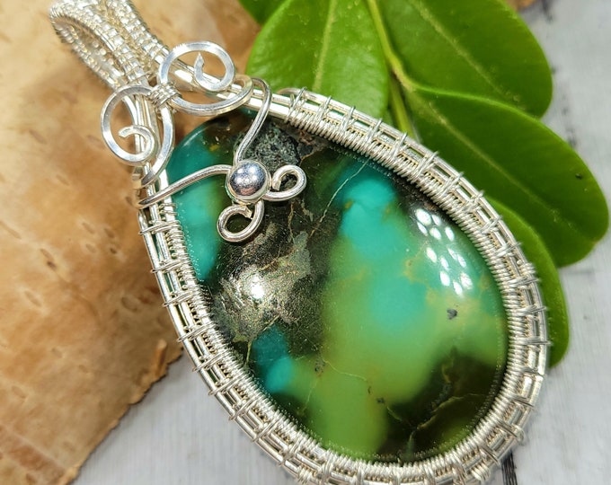 Tibetan Turquoise Pendant, Tibetan Turquoise Wire Wrapped Pendant, .925 Sterling Silver wire wrapped, , Handmade Pendant FD29