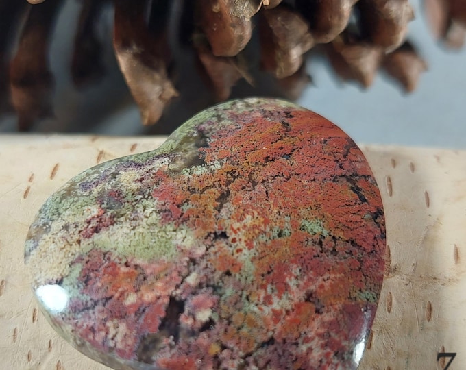 Heart Moss Agate Cabochon: Green & Red Scenic Stone (36mm)