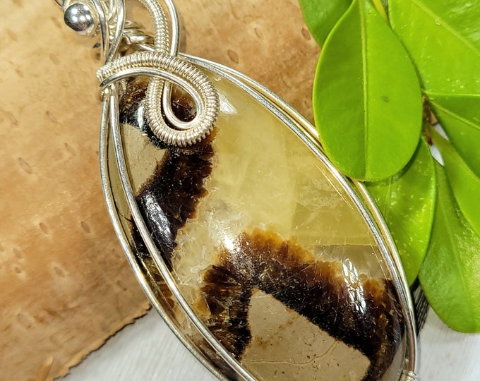 Natural Yellow Septarian Pear wire wrapped .925 Silver Pendant, Sterling Silver Wire Wrapped pendants, Handmade Stone Jewelry FE15