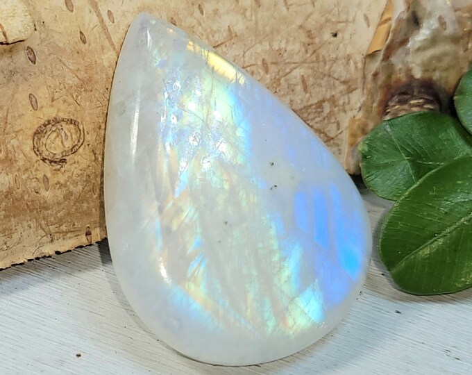 Natural AAAA Grade Rainbow Moonstone Pear 40Ct Cabochon Wire Wrapping, Weaving, or Pendant 33mm x 22mm CG28 Weaving or Wire Wrapping