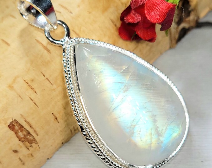 Moonstone Pendant, Rainbow Moonstone Sterling Silver Pendant, Premium Grade Moonstone Pendant, Gift for Her, Statement Pendant, Boho Pendant