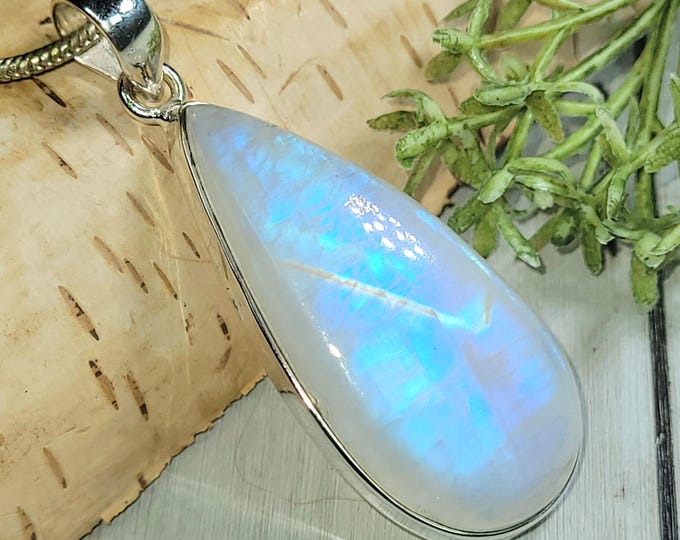 Moonstone Pendant, Moonstone Sterling Silver Pendant, Blue Flash Moonstone Pendant, Handmade Pendant, Statement Moonstone Pendant, HR14