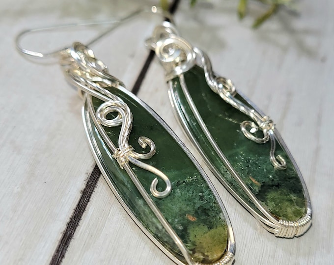 Moss Agate Earrings, Moss Agate Wire Wrapped Earrings, Sterling Silver Wire Wrapped Earrings, Green Moss Agate Wire Wrap Earrings GS45