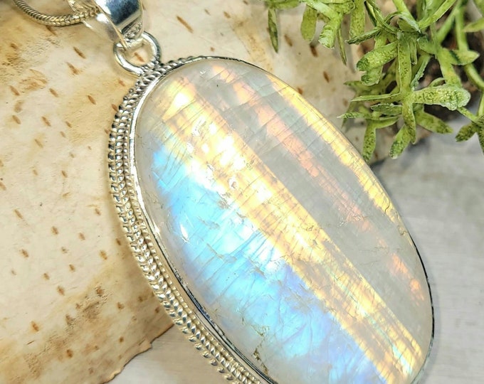 Moonstone Pendant, Rainbow Moonstone Sterling Silver Pendant, Premium Grade Moonstone Pendant, Gift for Her, Statement Pendant, GJ19