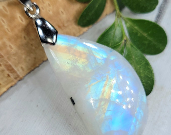 Moonstone Pendant, Rainbow Moonstone Sterling Silver Pendant, Handmade Pendant, Statement Pendant, Gift for Her, FF13