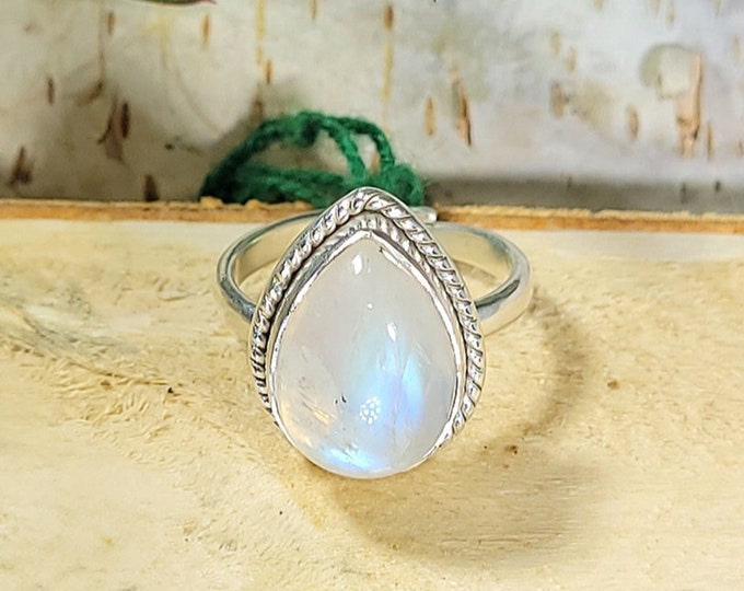 Natural Blue Flash Moonstone .925 Sterling Silver Ring Size Adjustable 7.5-8.5 4 Grams 11/16" x 1/2" EF32