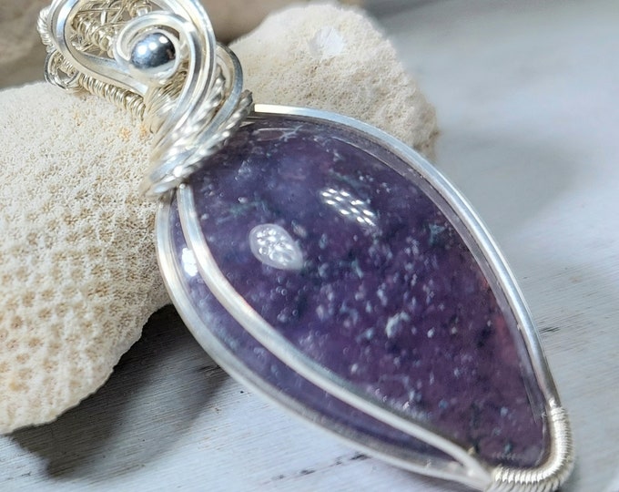 Natural Grape Agate Pendant, Wire Wrapped .925 Silver Pendant, Sterling Silver Wire Wrapped pendants, Handmade Stone Jewelry GG38