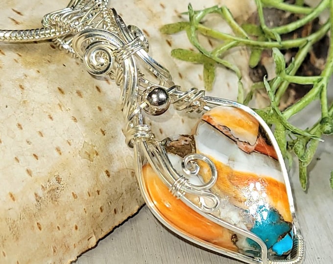Natural Spiny Oyster Copper Turquoise Wire Wrapped Sterling Silver, Wire Wrapped Heart-Shaped Pendant, Handmade Stone Jewelry HD19