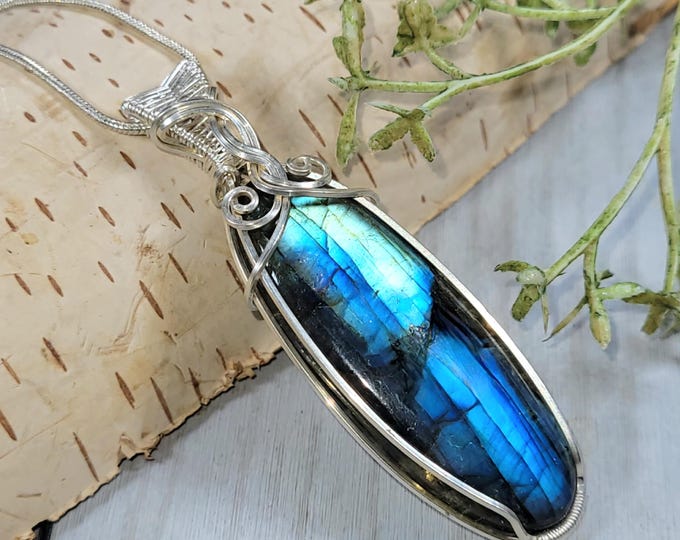 Labradorite Pendant, Labradorite Sterling Silver Wire Wrapped Pendant, Labradorite Weaved Pendant, Handmade Pendant, Gift for Her, HX20