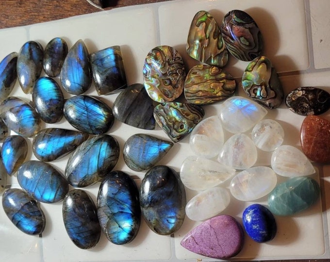 Custom Order  Lot of stones.