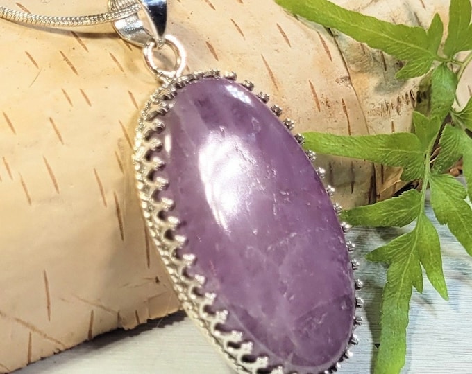 Natural Choice Grade Pink Kunzite .925 Sterling Silver Crown Setting Pendant Weighs 16 grams Measures 2" x 1" AG18