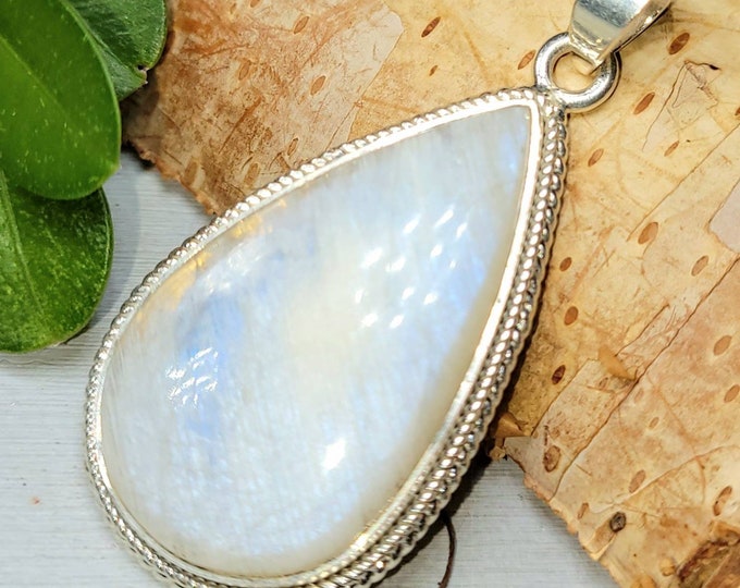 Moonstone Pendant, Moonstone Sterling Silver Pendant, Handmade Pendant, Statement Pendant, Gift for Her, Boho Pendant DF34