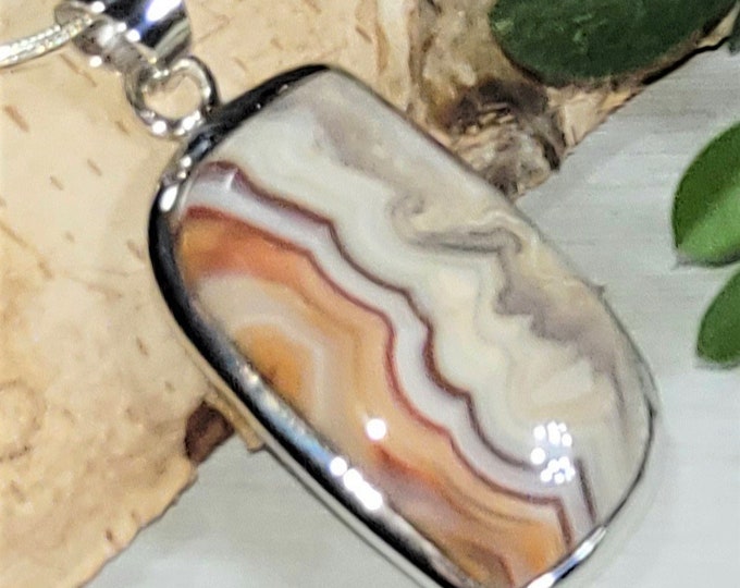 Natural Best Grade Crazy Lace Agate Freeform Handmade .925 Sterling Silver Pendant 1 13/16" x 7/8" 11 Grams AQ47