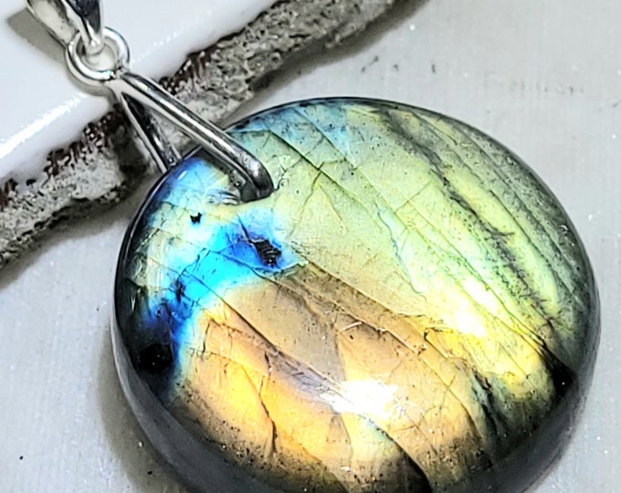 Natural Choice Multi Flash Labradorite Round Cabochon .925 Sterling Silver Pendant 1 11/16" x 1 1/8" EC26 Sterling Silver Heavy Duty Bail