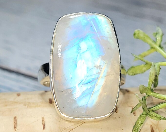 Rainbow Moonstone Ring, Moonstone Ring, Sterling Silver Moonstone Ring, Moonstone Ring Size 7, Statement Ring, Boho Ring, JB