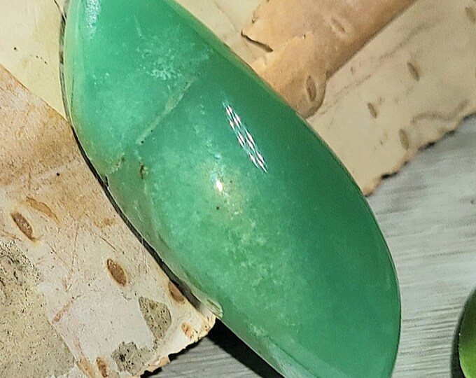Natural Top Quality Chrysoprase Freeform Cabochon 10ct 24mm x 9mm Wire Wrapping, Weaving, Pendant EV23