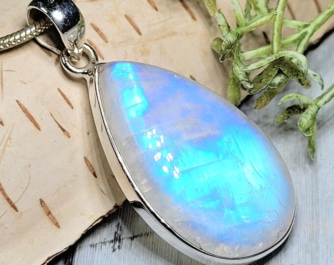 Moonstone Pendant, Moonstone Sterling Silver Pendant, Blue Flash Moonstone Pendant, Handmade Pendant, Statement Moonstone Pendant, HT18