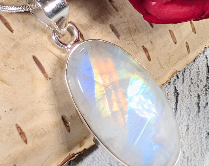 Rainbow Moonstone Sterling Silver Pendant: Oval Rainbow Moonstone Pendant; KA15