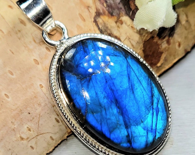 Labradorite Pendant, Blue Labradorite Sterling Silver Pendant, Handmade  Labradorite Pendant, Gift for Her, Statement Pendant DM09