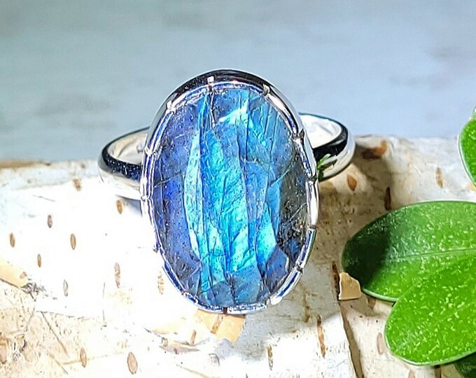 Natural High AAA Grade Faceted Blue Fire Labradorite .925 Sterling Silver Ring Size 7.5 5 Grams 3/4" x 9/16" EY25