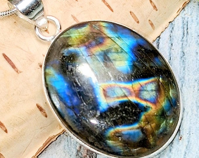 Multi Flash Labradorite Sterling Silver Pendant; Oval Labradorite Pendant, KB04