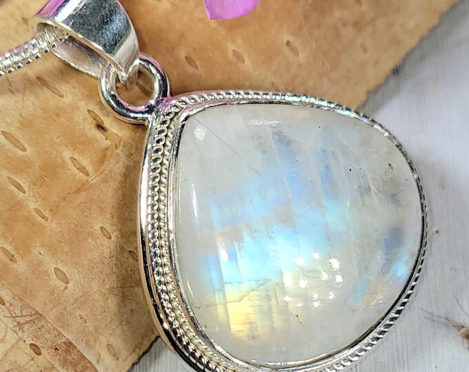 Moonstone Pendant, Rainbow Moonstone Sterling Silver Pendant, Premium Grade Moonstone Pendant, Gift for Her, Statement Pendant, FG31