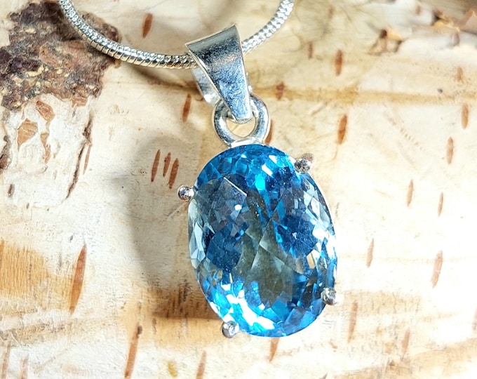 Eye Clean Faceted Blue Topaz Pendant Handmade .925 Sterling Silver 3 Grams 1/2" x 1" GC29