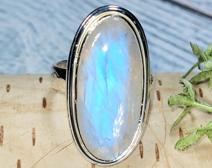 Rainbow Moonstone Ring, Moonstone Ring, Sterling Silver Moonstone Ring, Moonstone Ring Size 6.5, Statement Ring, Boho Ring, JB