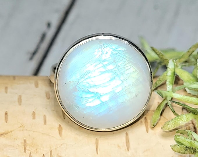 Rainbow Moonstone Ring, Moonstone Ring, Sterling Silver Moonstone Ring, Moonstone Ring Size 6.5, Statement Ring, Boho Ring, HR