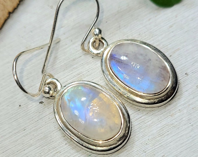 Natural Moonstone Earrings, Rainbow Moonstone Earrings, Sterling Silver Moonstone Earrings, Blue Moonstone Earrings, Handmade Earrings AP14