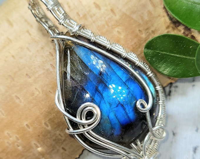 Blue Labradorite Wire Wrapped Pendant, Handmade Labradorite Pendant, Sterling Silver Blue Labradorite Pendant,  .925 Wire Wrapped Pendant DT